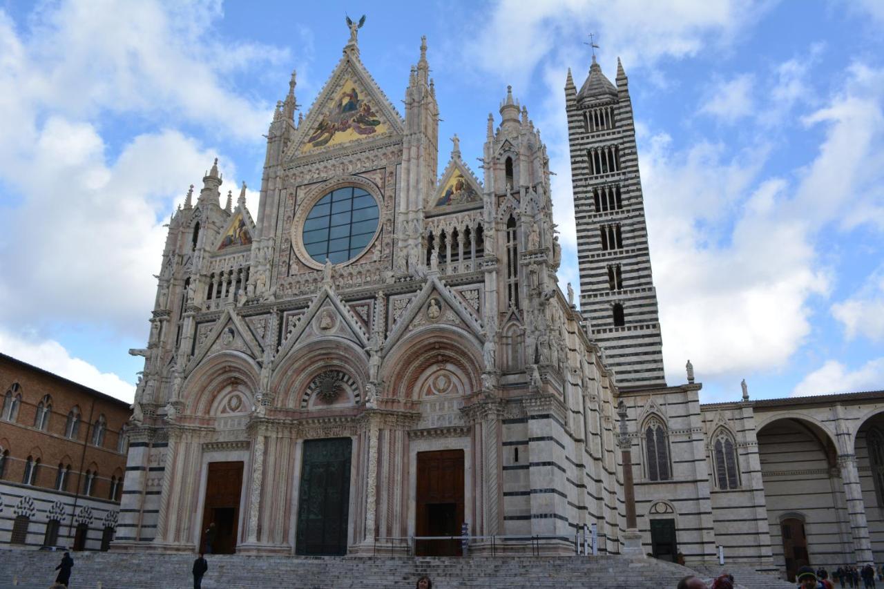 Appartamento Indipendente Vicino Piazza Del Campo เซียนา ภายนอก รูปภาพ